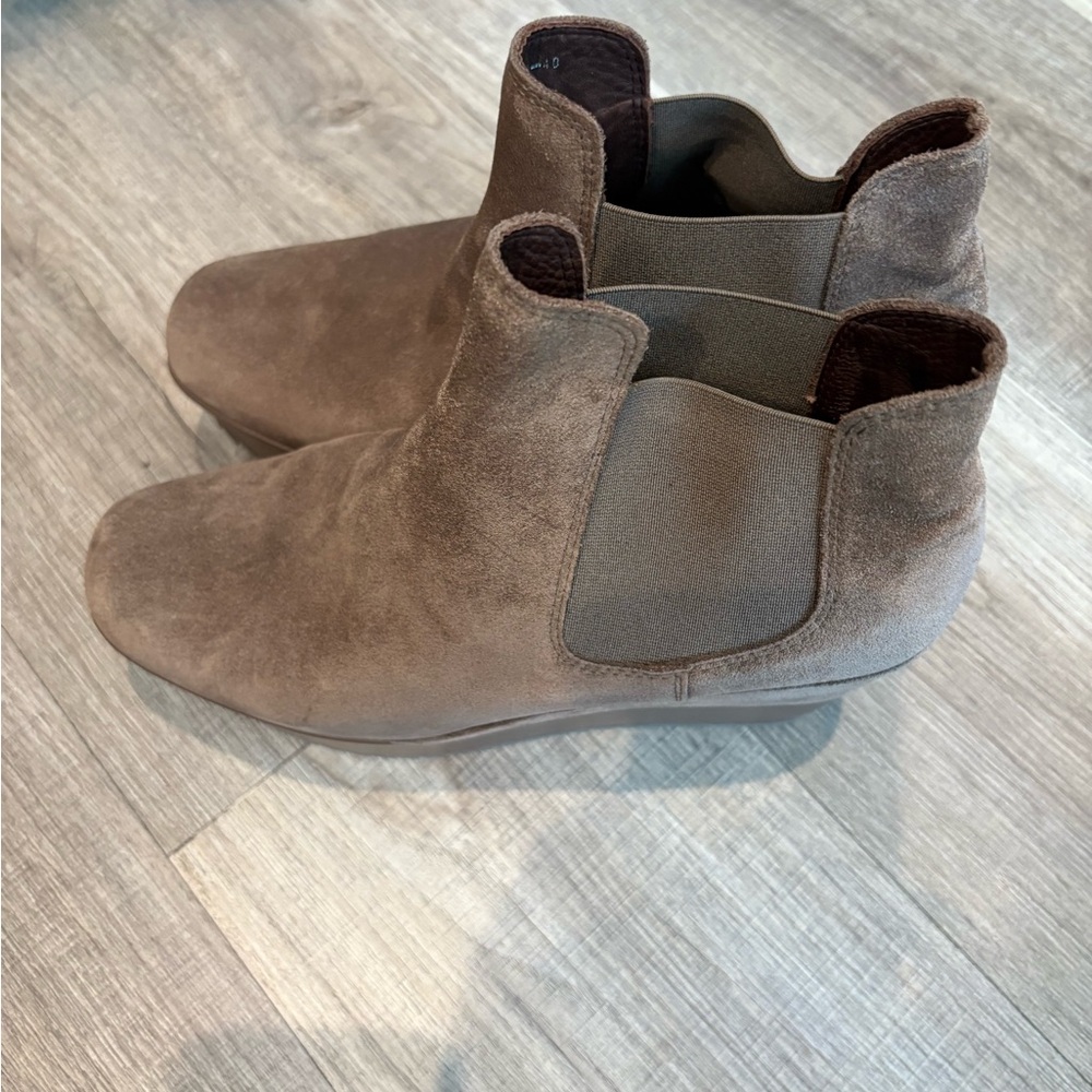 Pedro Garcia Brown Suede Ankle Booties